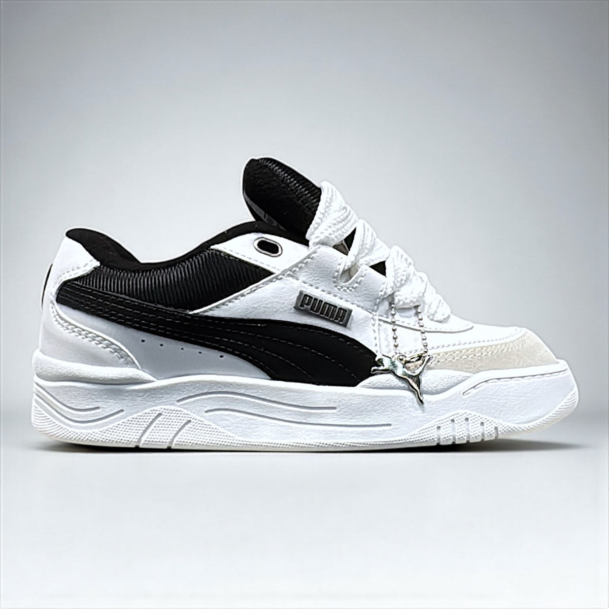 Modelo PM 180 Branco/Preto