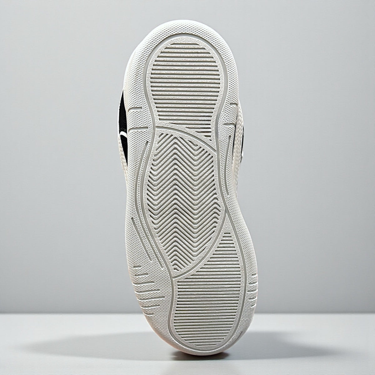 Modelo PM 180 Preto com Branco