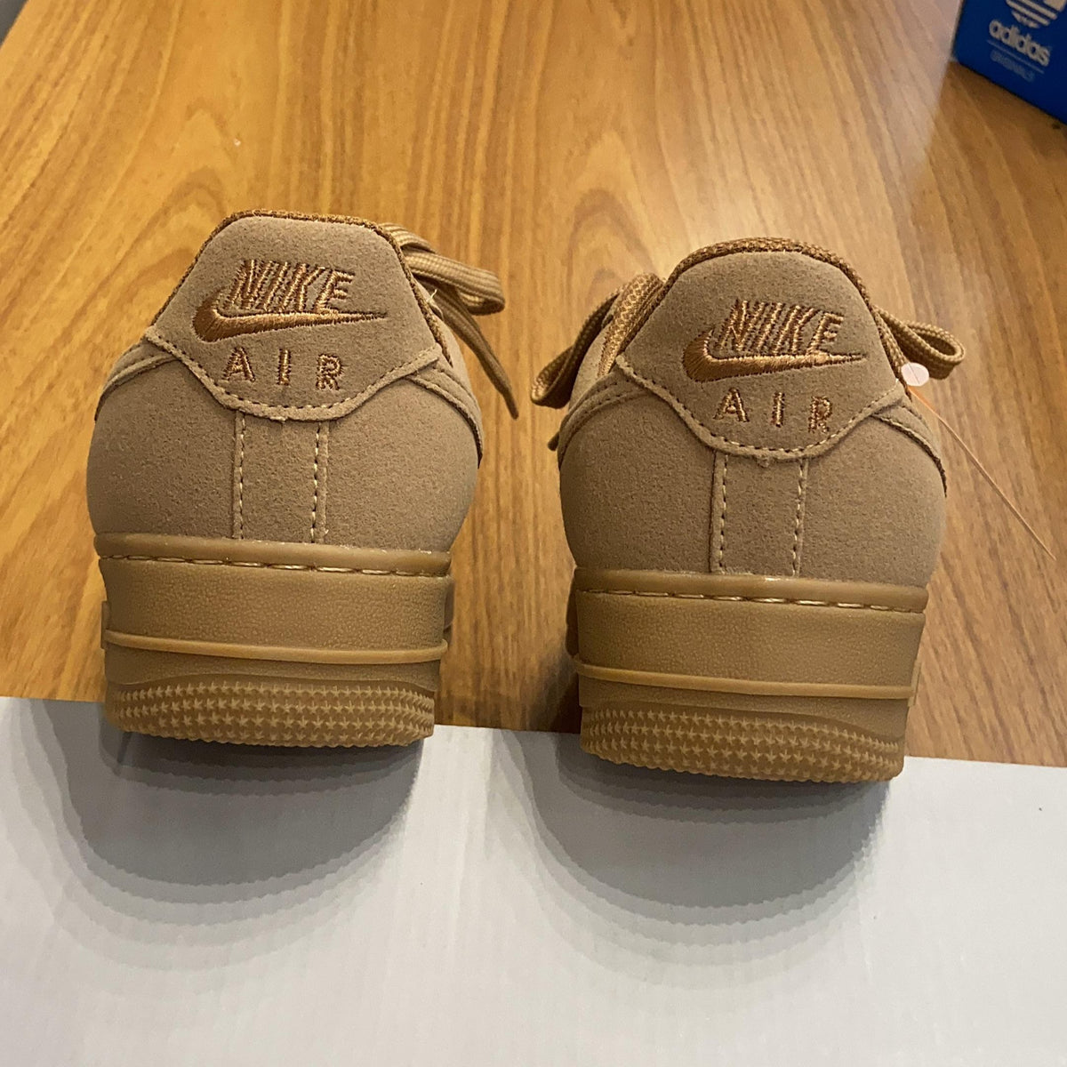 Modelo Air Force - Caramelo